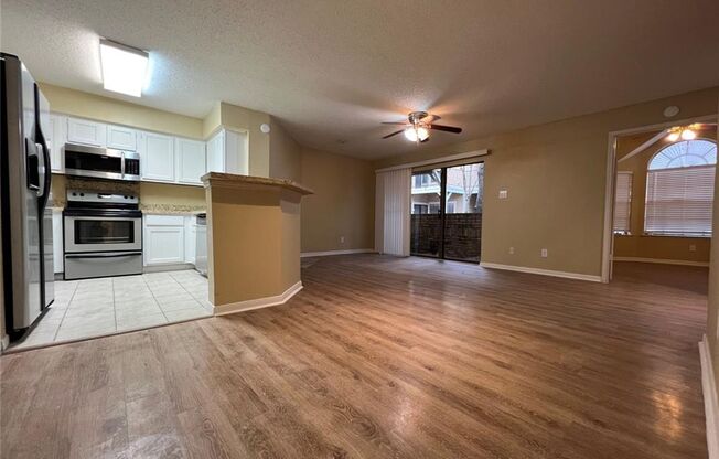 Spacious Ground Floor Unit in Quiet Location – Move-In Ready!