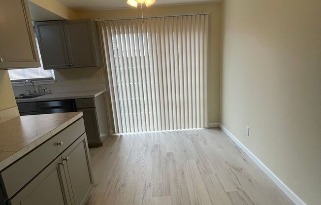 2 beds, 1 bath, 945 sqft, $1,500, Unit 088