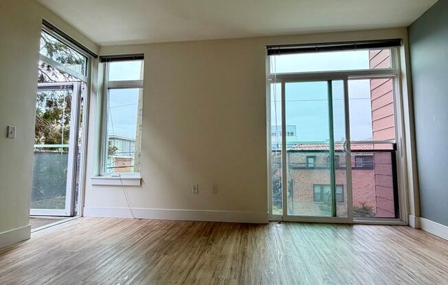 1 bed, 1 bath, 475 sqft, $1,750, Unit 301