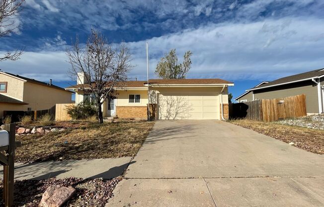 2 Bedroom 1 Bath Rancher in Constitution Hills and Minutes to Peterson AFB