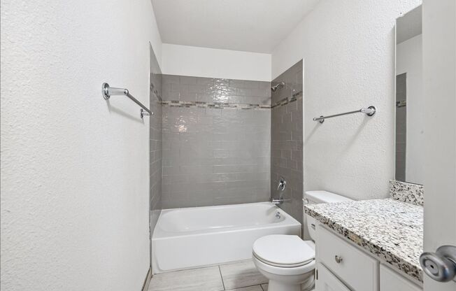 1 bed, 1 bath, 592 sqft, $1,390