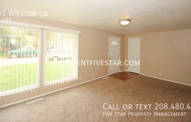 1009 WILLOW LN