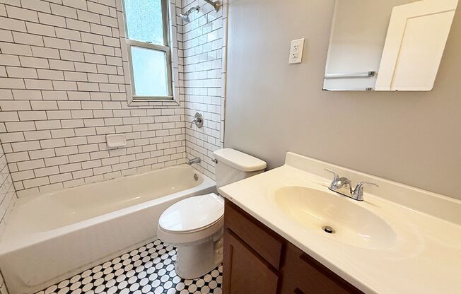 2 beds, 1 bath, 850 sqft, $1,495, Unit 404-68