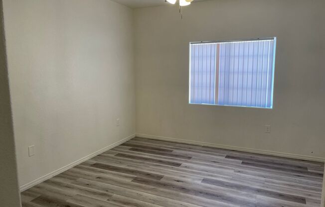 2 beds, 2 baths, $1,200