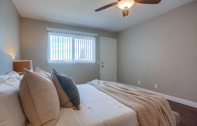 2 beds, 2 baths, 1,000 sqft, $2,595, Unit 23