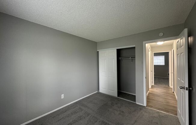 2 beds, 1 bath, 840 sqft, $1,350, Unit 717