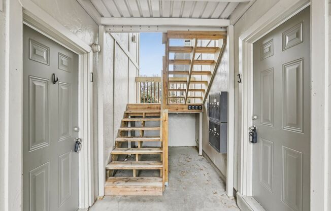 901 South Duke Street