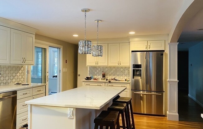 29 BURKE LN