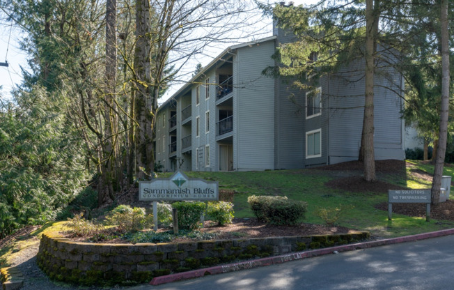 2 beds, 2 baths, $1,995, Unit #H102