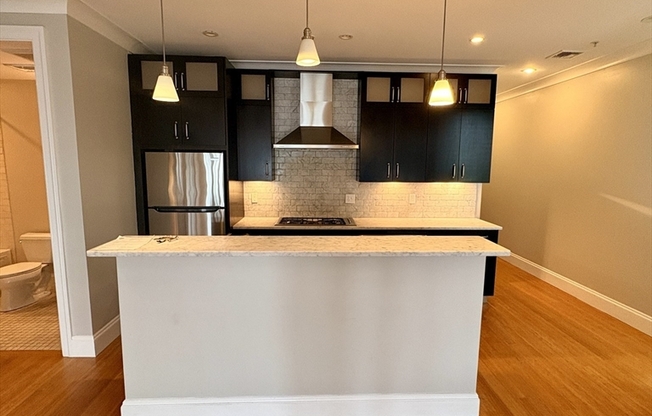 354 Dorchester St 3