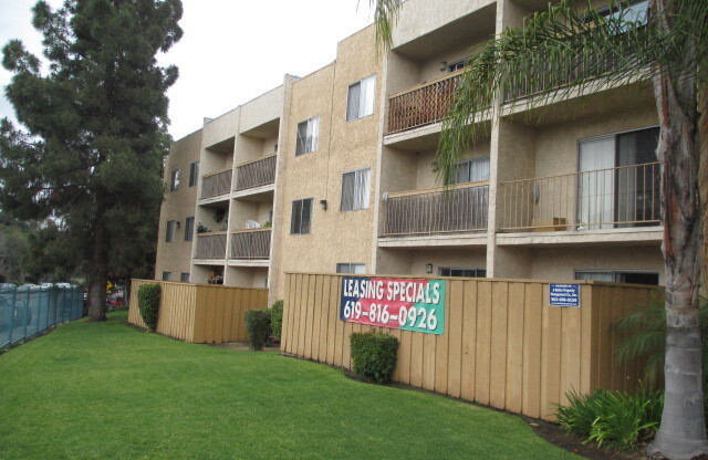 2 beds, 1 bath, $1,950