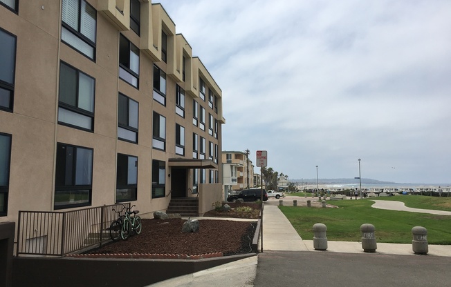 Beach Front Complex!!