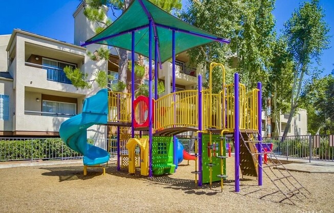 21550 BURBANK Boulevard