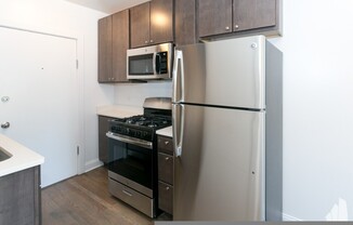 2643 N Spaulding Ave