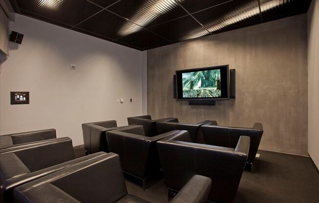 1 bed, 1 bath, $2,850