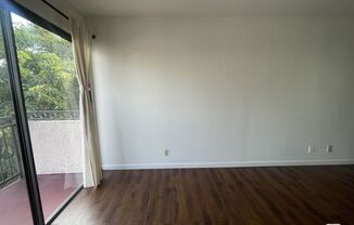 1338 N SIERRA BONITA AVE