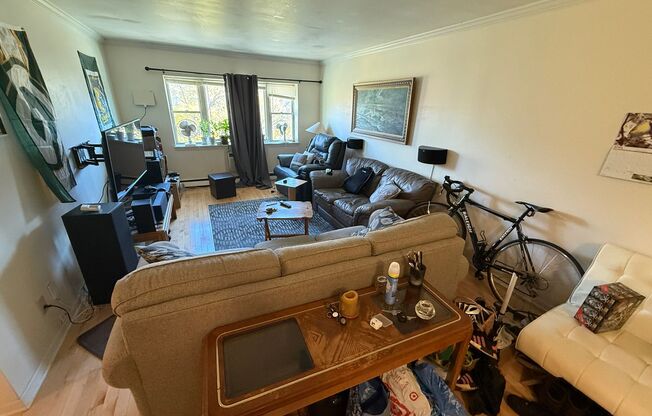 2030 N. Oakland Ave.
