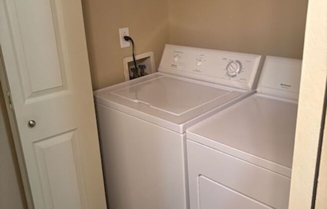 1 bed, 1 bath, 648 sqft, $1,499, Unit 324