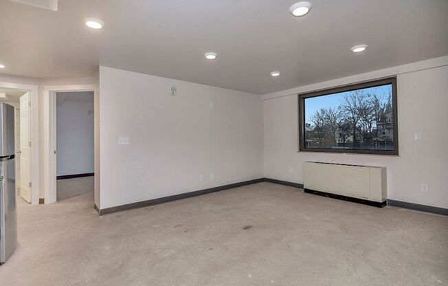 1 bed, 1 bath, 500 sqft, $799, Unit 602B