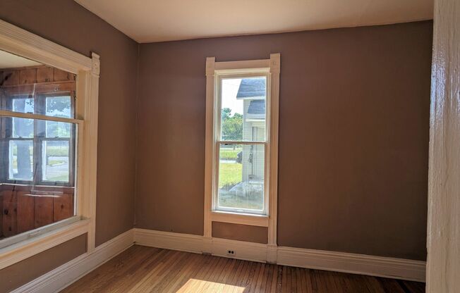 1 bed, 1 bath, 843 sqft, $895, Unit 1