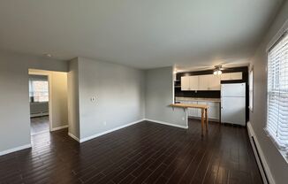 2 beds, 1 bath, 750 sqft, $1,495, Unit 102B