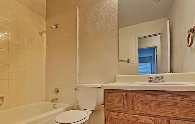 2 beds, 2 baths, $1,525