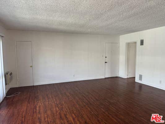 4555 SYLMAR AVE