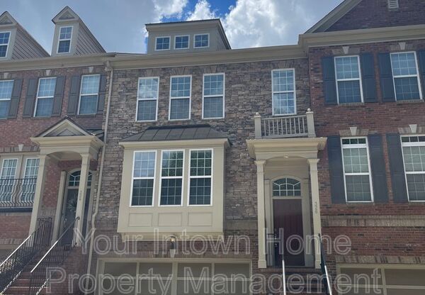 326 ARDMORE CT NW