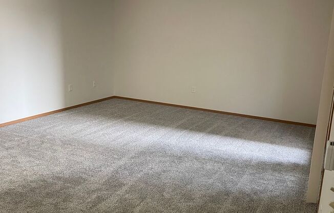 1 bed, 1 bath, 735 sqft, $895, Unit 107S