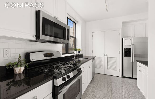 100 W 119 ST