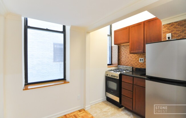 Studio, 1 bath, $2,750, Unit 1F