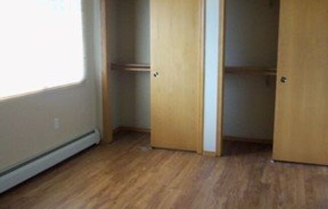 2 beds, 1 bath, 1,250 sqft, $1,329.99, Unit 156-04