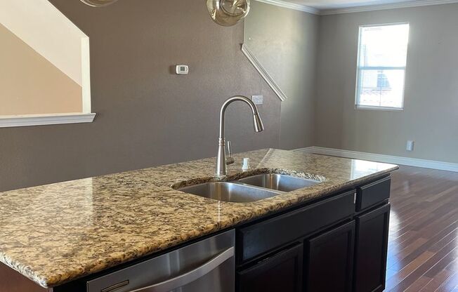 $3990 / GORGEOUS 3 BEDROOM HOME IN ARDENWOOD NEIGHBORHOOD OF FREMONT