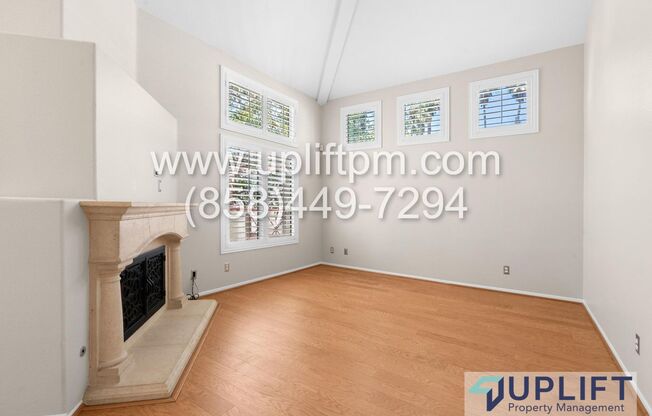 2-BEDROOM / 2-BATHROOM TOWN HOME W/ 2-CAR GARAGE - MIRA MESA