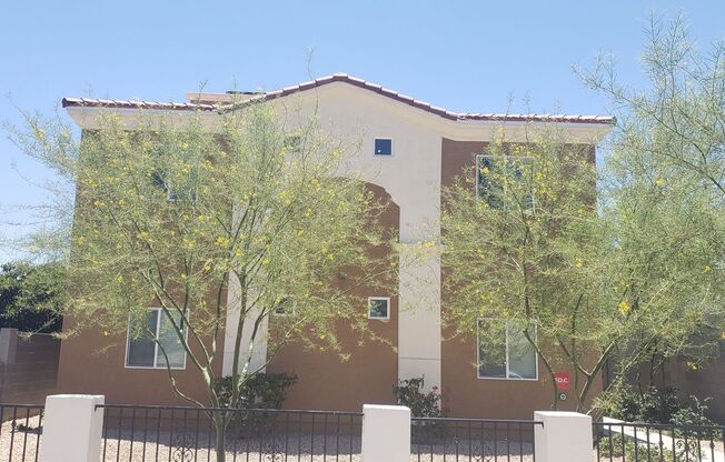 1331 E. Willetta St.