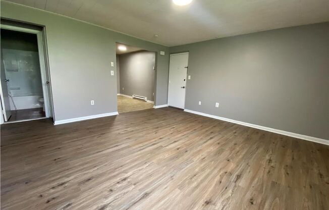 2 beds, 1 bath, 1,000 sqft, $1,345, Unit Unit 6