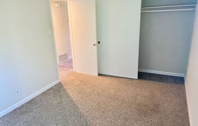 2 beds, 1 bath, $2,675