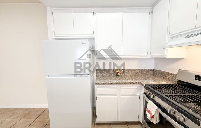 2 beds, 2 baths, 1,000 sqft, $2,495, Unit 210