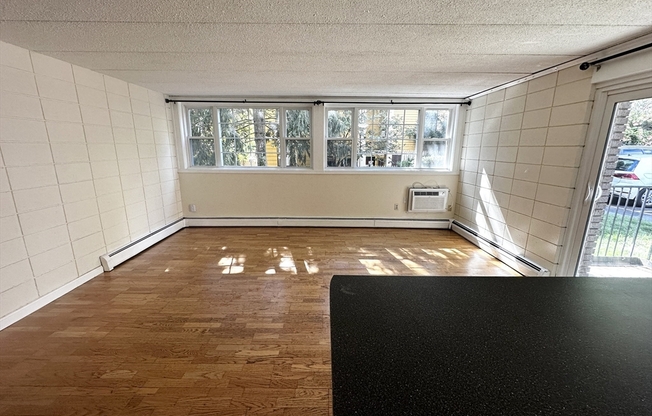 26 INMAN ST
