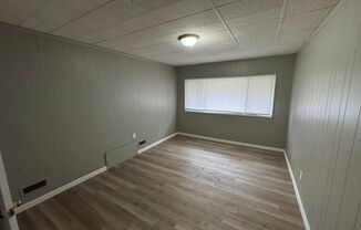 3 beds, 1 bath, $1,100