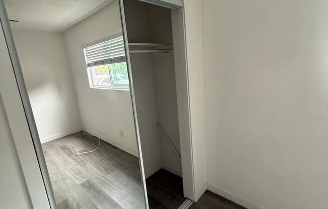 1 bed, 1 bath, 600 sqft, $2,275, Unit 9