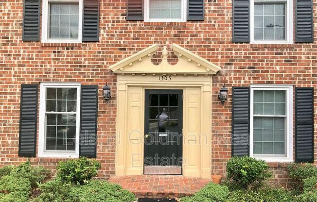 1307 CYPRESS AVE