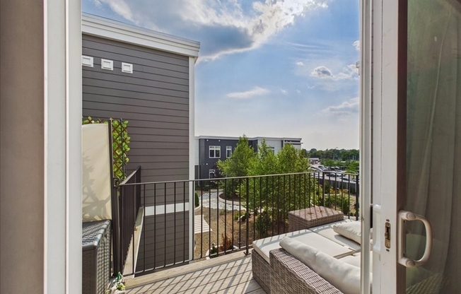 1 bed, 1 bath, 610 sqft, $3,000, Unit 319