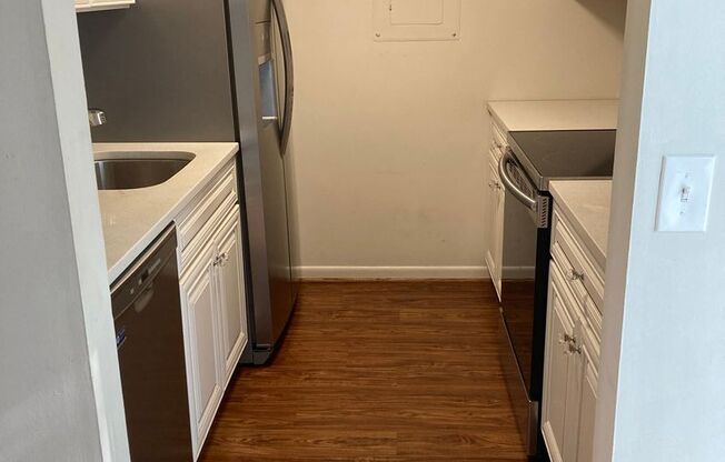 Great 2 Bed 1.5 Bath Home in Franklin!