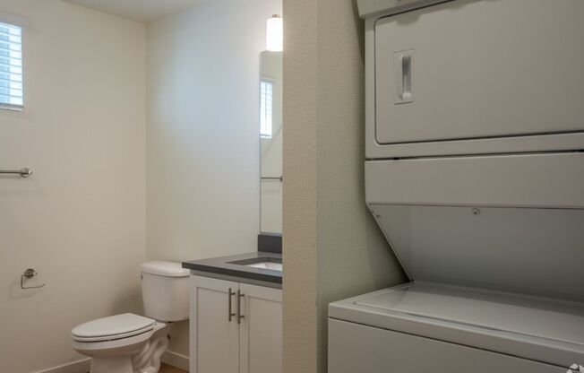 2 beds, 1 bath, 1,116 sqft, $1,895, Unit 212-212