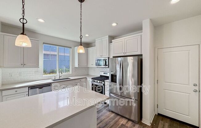 513 TURNSTONE LN