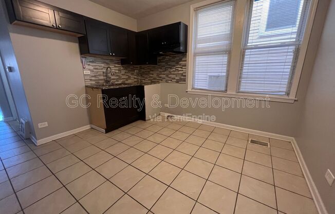 8336 S KINGSTON