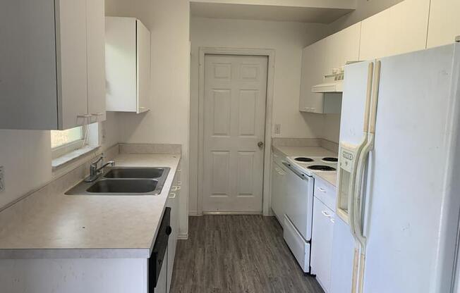 14009 FURMAN AVE