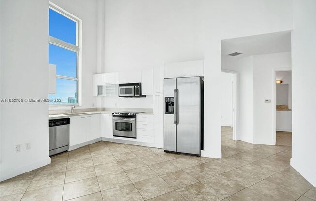 2 beds, 2 baths, 1,041 sqft, $3,000, Unit 133 NE 2nd Ave # 35-02 (A11657796)