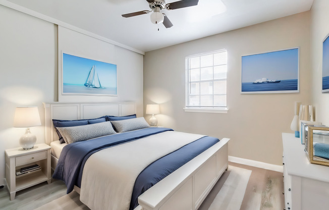 2 beds, 1 bath, 768 sqft, $925